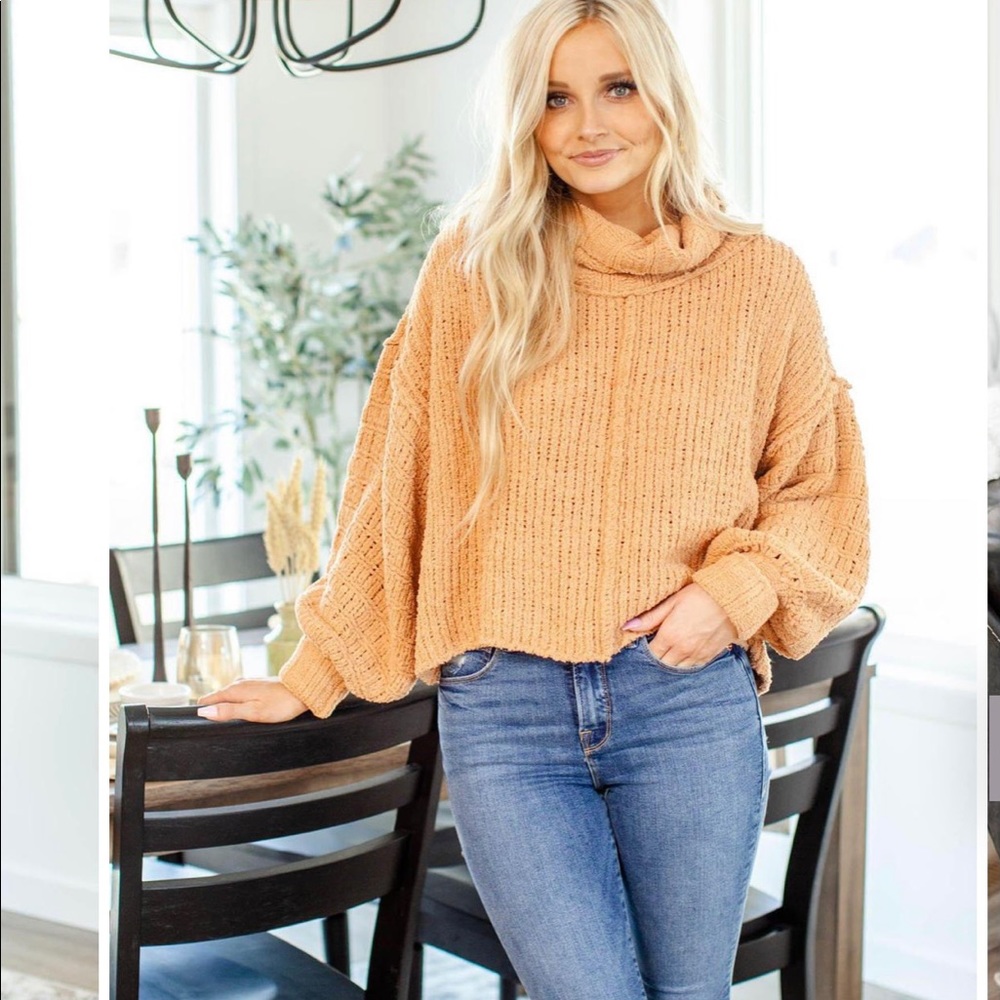 🆕Free People Be yours cowl neck pullover size S
